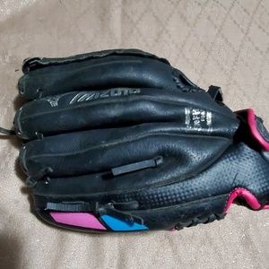 Mizuno glove